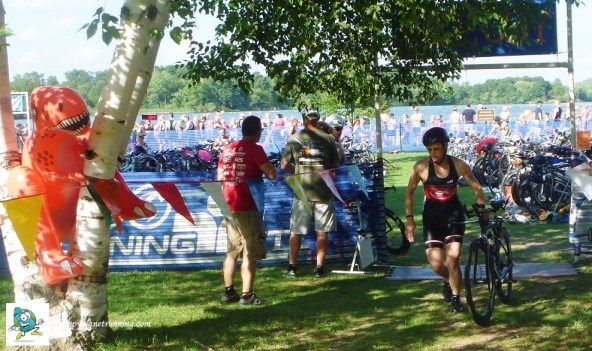 Pterodactyl Tri - Athlete with Bike