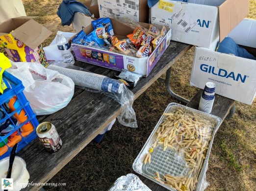 Pterodactyl 2018 - Volunteer table with non-recyclable cups