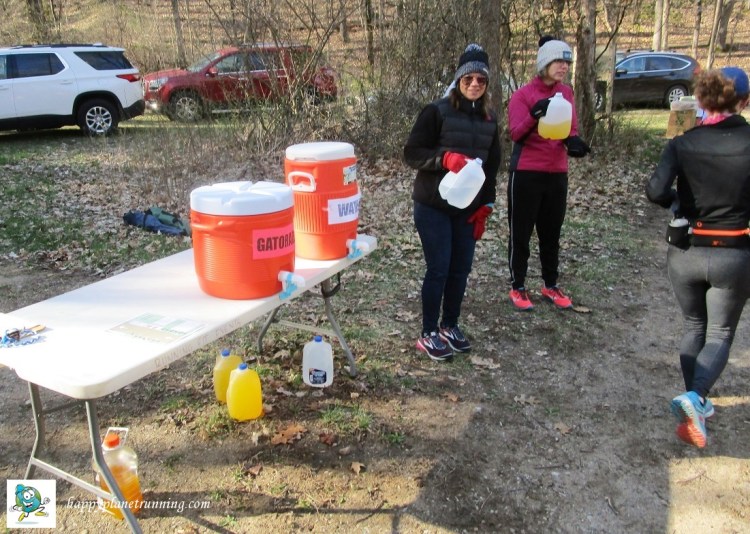 TMW 2019 - Aid station table and volunteers