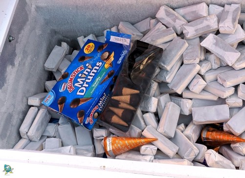 Tri Goddess Tri 2019 - Ice cream cart with different packaging